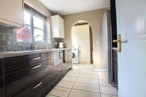 3 bedroom property to rent - Lambfield Way, Ingleby Barwick