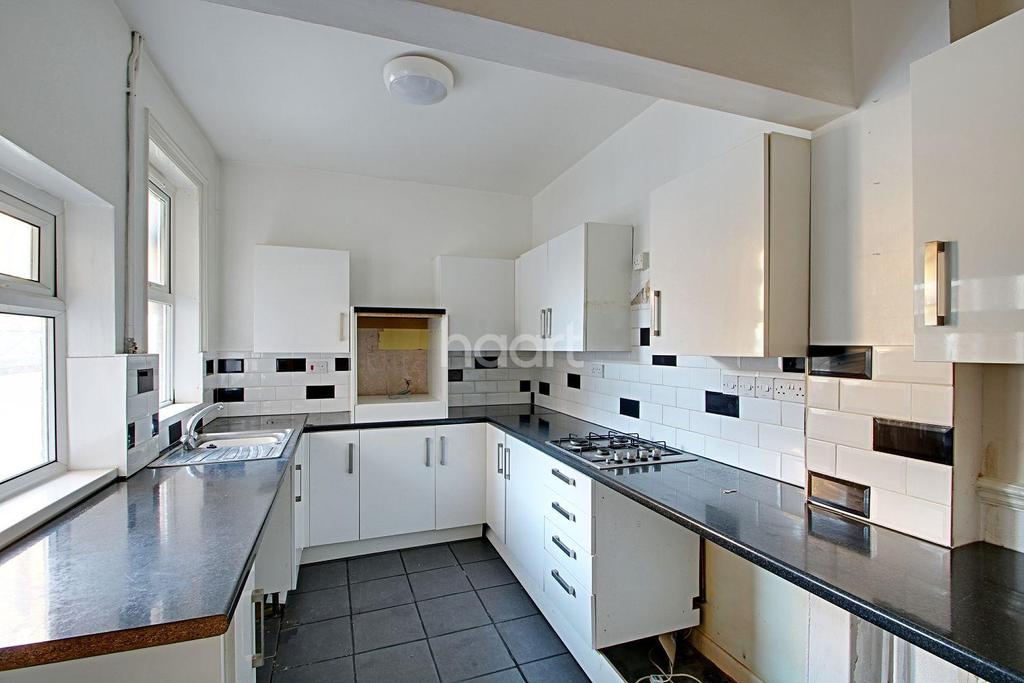 Hamilton Road, Long Eaton 2 bed semidetached house £110,000
