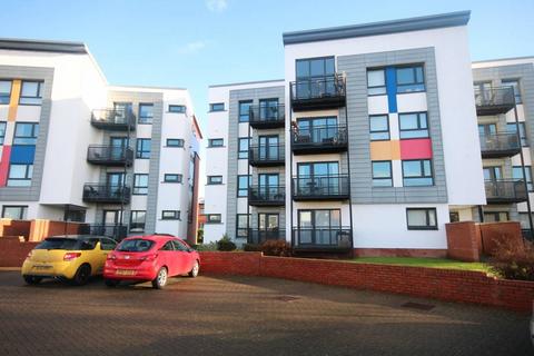 2 bedroom flat to rent, 94 Shuna Crescent, Glasgow G20