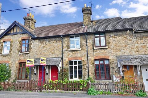 2 Bedroom Terraced House To Rent Esroad Halling Me2 2 Bedroom Terraced House To Rent Esroad Halling Me2