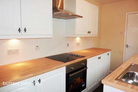 2 bedroom terraced house to rent, Holder Street, Stoke-on-trent