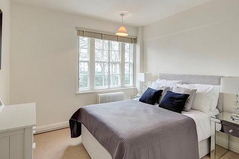 2 bedroom flat to rent, Fulham Road, Chelsea, London SW3