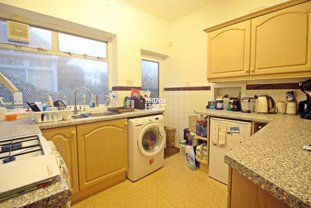 Finham Green Road, Coventry 2 bed bungalow £269,995