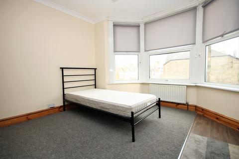 Studio to rent, Church Lane, Hornsey