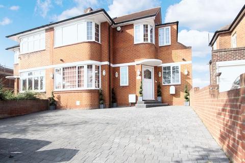 4 Bedroom Semi Detached House For Sale Greystoke Gardens Enfield En2 4 Bedroom Semi Detached House For Sale Greystoke Gardens Enfield En2