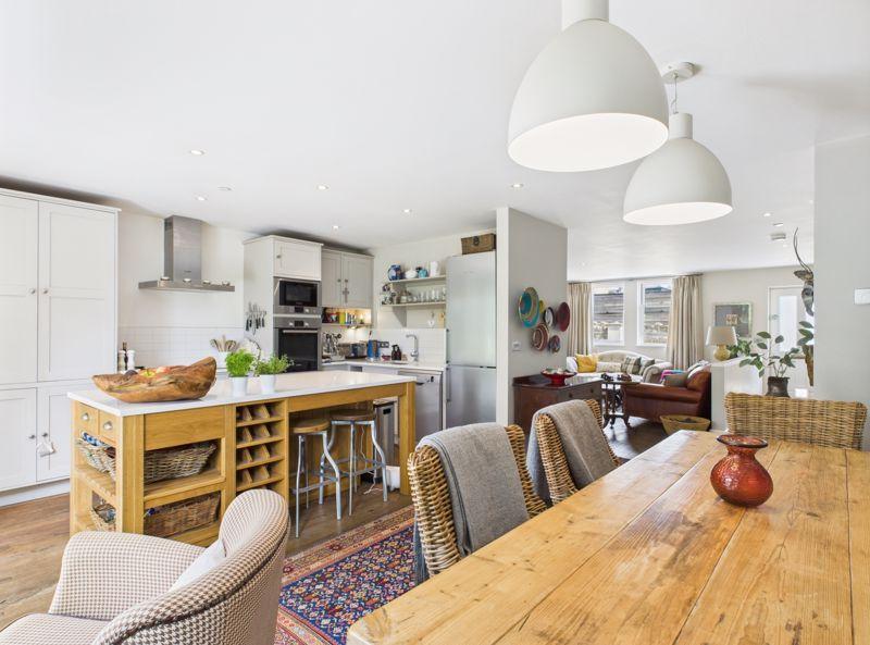 Kitchen diner