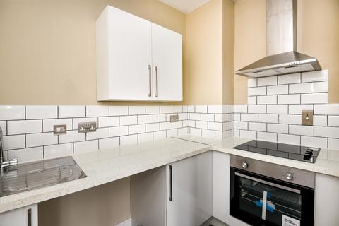 1 bedroom apartment to rent - Cemlyn House,  Llandrindod Wells,  LD1