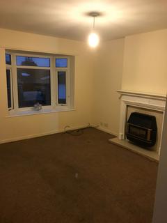 2 bedroom flat to rent, Bahram Road, Bessacarr, Doncaster DN4