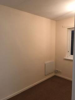 2 bedroom flat to rent, Bahram Road, Bessacarr, Doncaster DN4