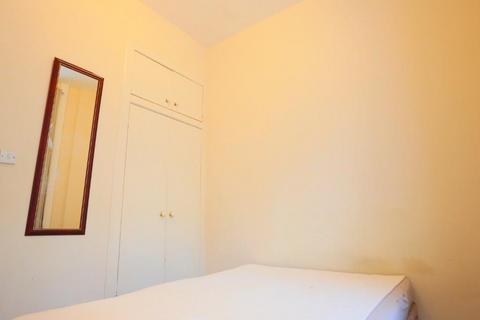 1 bedroom flat to rent, Iona Street, Leith, Edinburgh, EH6