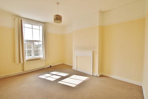 1 bedroom flat to rent, The Broadway Winchester UNFURNISHED