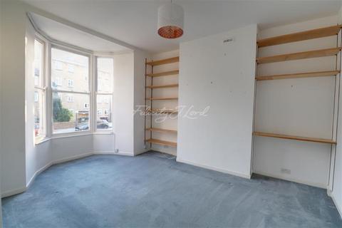 1 bedroom flat to rent, Downs Park Road