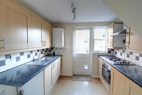 1 bedroom flat to rent, Downs Park Road