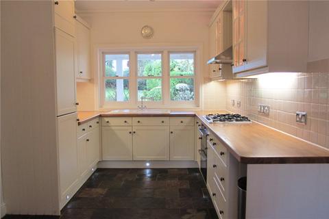 5 bedroom detached house to rent, Chilbolton Avenue, Winchester, Hampshire, SO22