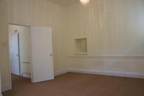 Studio to rent, Truro