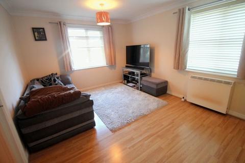 2 bedroom apartment to rent, Arborfield Close, Slough, SL1