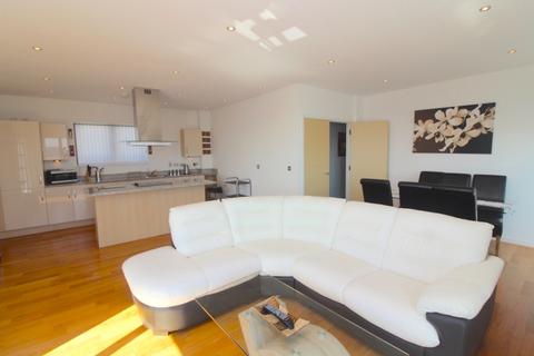 2 bedroom penthouse to rent, South Quay, Kings Road, Swansea, SA1