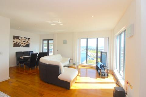 2 bedroom penthouse to rent, South Quay, Kings Road, Swansea, SA1