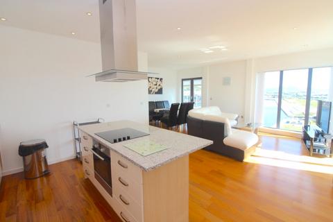 2 bedroom penthouse to rent, South Quay, Kings Road, Swansea, SA1