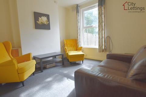 4 bedroom end of terrace house to rent, Cromwell Street, Arboretum