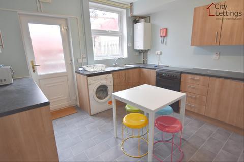 4 bedroom end of terrace house to rent, Cromwell Street, Arboretum