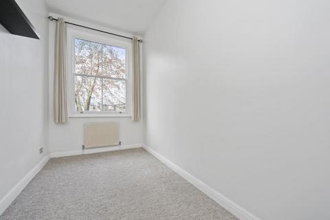 2 bedroom apartment to rent, Cleve Road, West Hampstead, NW6