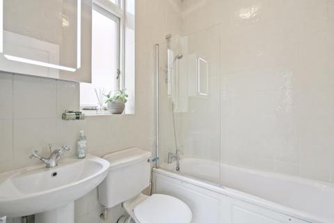 2 bedroom apartment to rent, Cleve Road, West Hampstead, NW6