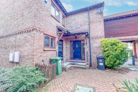 2 bedroom terraced house to rent, Church Cottages, Station Road, Great Coates, North East Lincolnshire, DN37