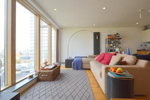 2 bedroom apartment to rent, Bermondsey Square