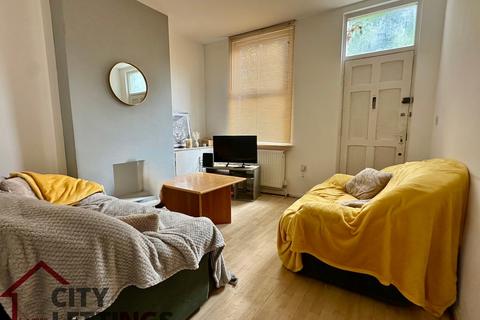 5 bedroom terraced house to rent, Waterloo Promenade, Arboretum