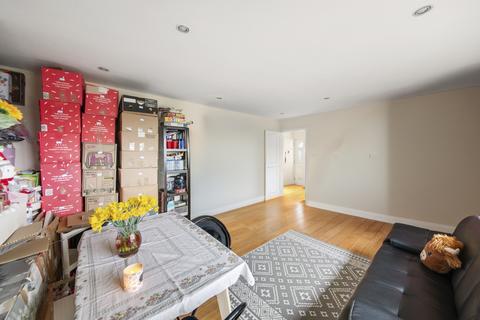 undefined, Boston Road, Hanwell, W7