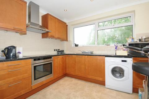 2 bedroom apartment to rent, Gateway Close,  Northwood,  HA6