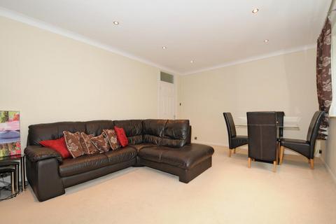 2 bedroom apartment to rent, Gateway Close,  Northwood,  HA6