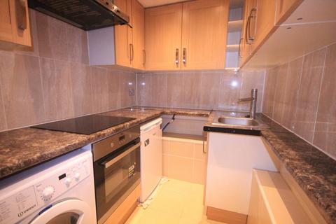 1 bedroom flat to rent, Olive Grove, Turnpike Lane, N15