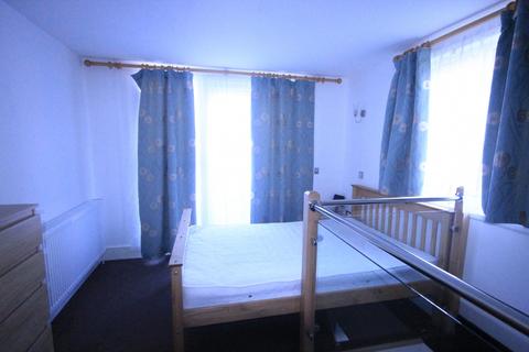 1 bedroom flat to rent, Olive Grove, Turnpike Lane, N15
