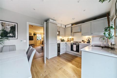3 bedroom end of terrace house to rent, Tilford Street, Tilford, Surrey, GU10