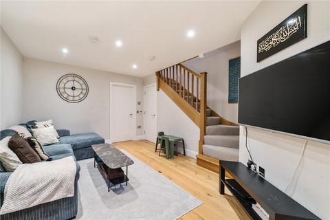 3 bedroom end of terrace house to rent, Tilford Street, Tilford, Surrey, GU10