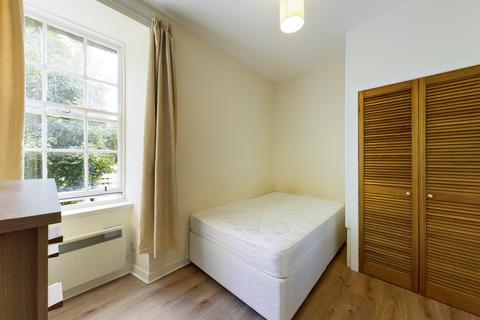 1 bedroom flat to rent, St Patrick Square, Newington, Edinburgh, EH8