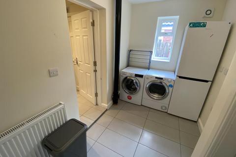 4 bedroom terraced house to rent, Canley CV4