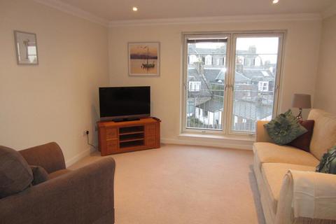 2 bedroom flat to rent - Broomhill Road, Aberdeen, AB10