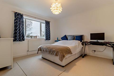 43 Thornton Close, Girton, Cambridge, CB3 0NF