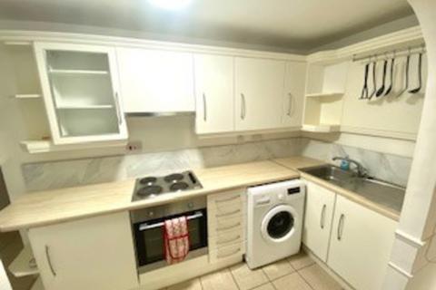 1 bedroom ground floor flat to rent, Fledburgh Drive, Sutton Coldfield