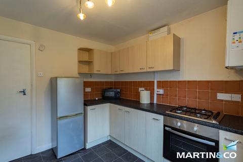 3 bedroom terraced house to rent, Poole Crescent, Harborne, B17