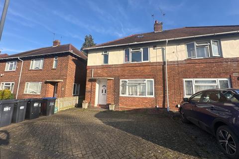 6 bedroom semi-detached house to rent, HMO 6or 7 bed, Westlea Road, CV31 3JE
