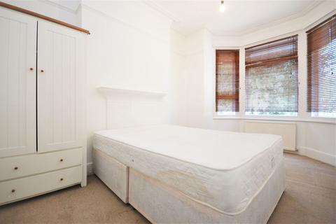 3 bedroom flat to rent, Creffield Road, Ealing, W5 3RP