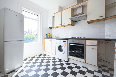 3 bedroom flat to rent, Creffield Road, Ealing, W5 3RP