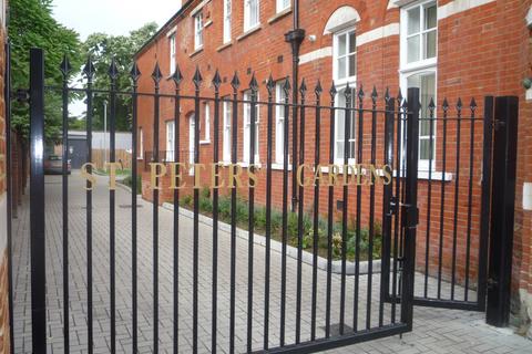 2 bedroom apartment to rent, St Peters Gardens