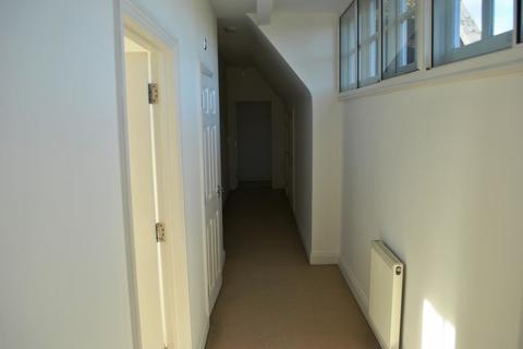 2 bedroom apartment to rent, St Peters Gardens