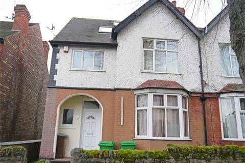 8 bedroom semi-detached house to rent, Harlaxton Drive, Nottingham