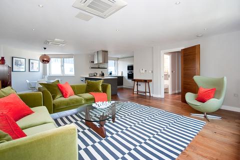 undefined, Clerkenwell Road, EC1M